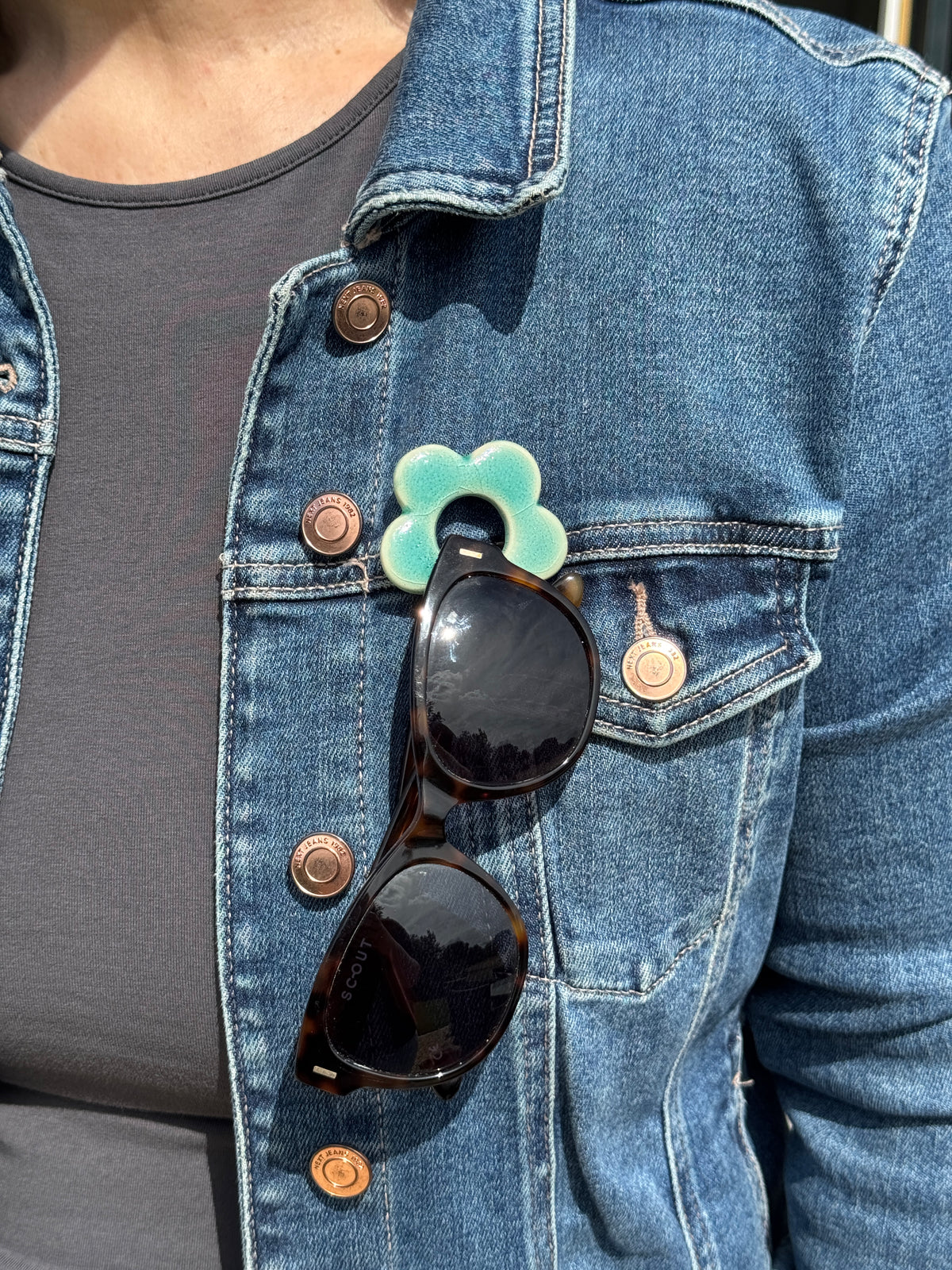 Sea Glass Glasses Brooch