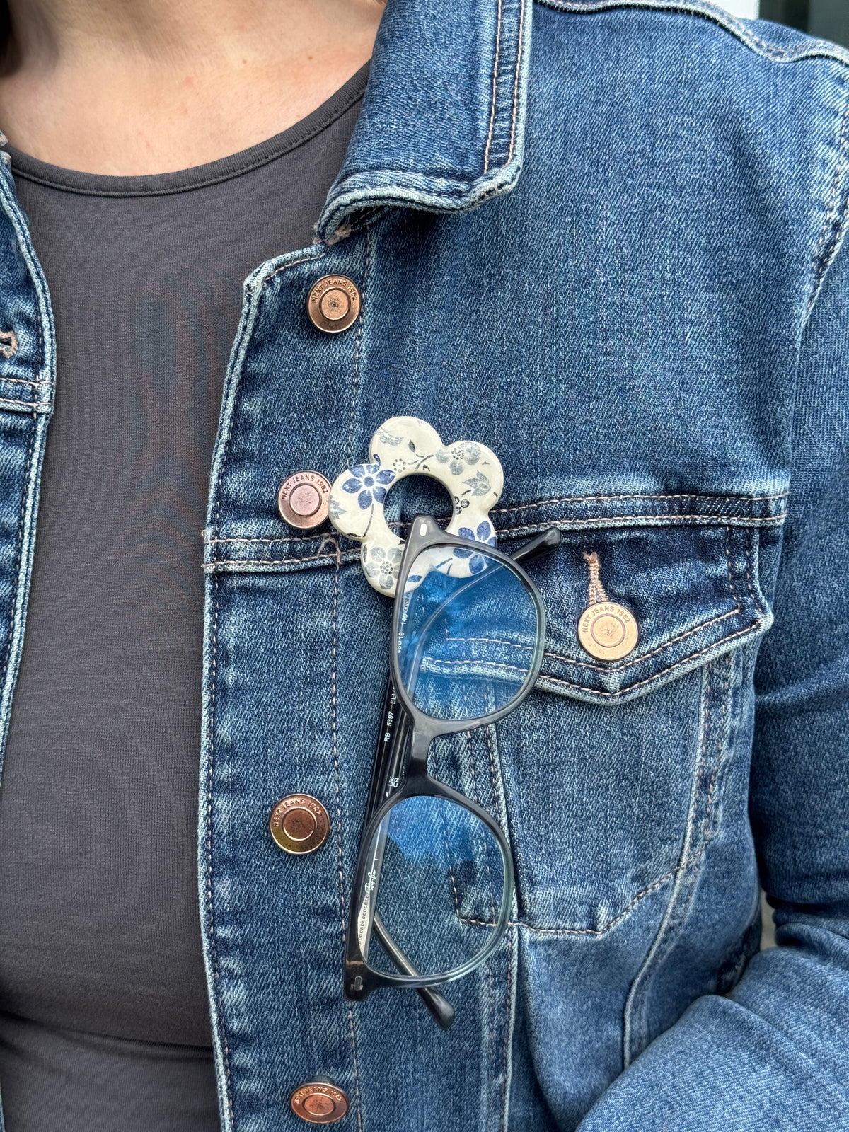 Wildflower Blue Glasses Brooch