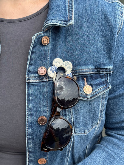 Wildflower Blue Glasses Brooch
